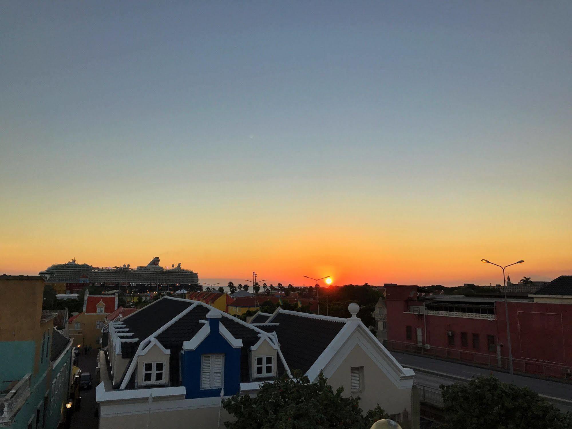 Curacao Suites Hotel Βίλλεμσταντ Εξωτερικό φωτογραφία